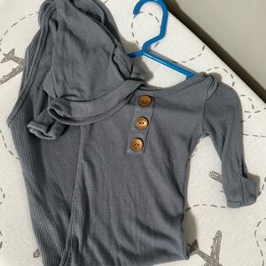 Caden lane dusty denim waffle knot gown and matching hat